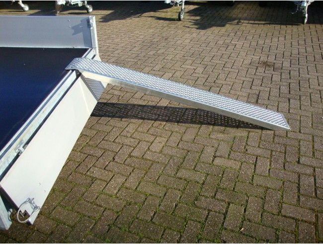 Oprijplaat set 200x26 1000 kg | Afbeelding 3 | AWB Onderdelen