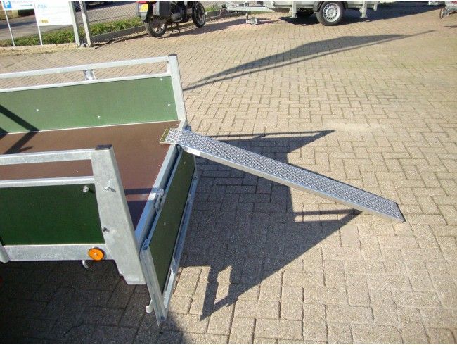 Oprijplaat set 150x20 400 kg | Afbeelding 3 | AWB Onderdelen